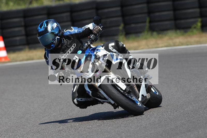 Archiv-2022/51 10.08.2022 Freeride Training ADR/Medium/1
